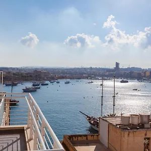 https://sant-antnin-penthouse.hotelssaintjulians.com