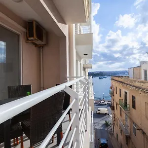 https://sant-antnin.hotelssaintjulians.com